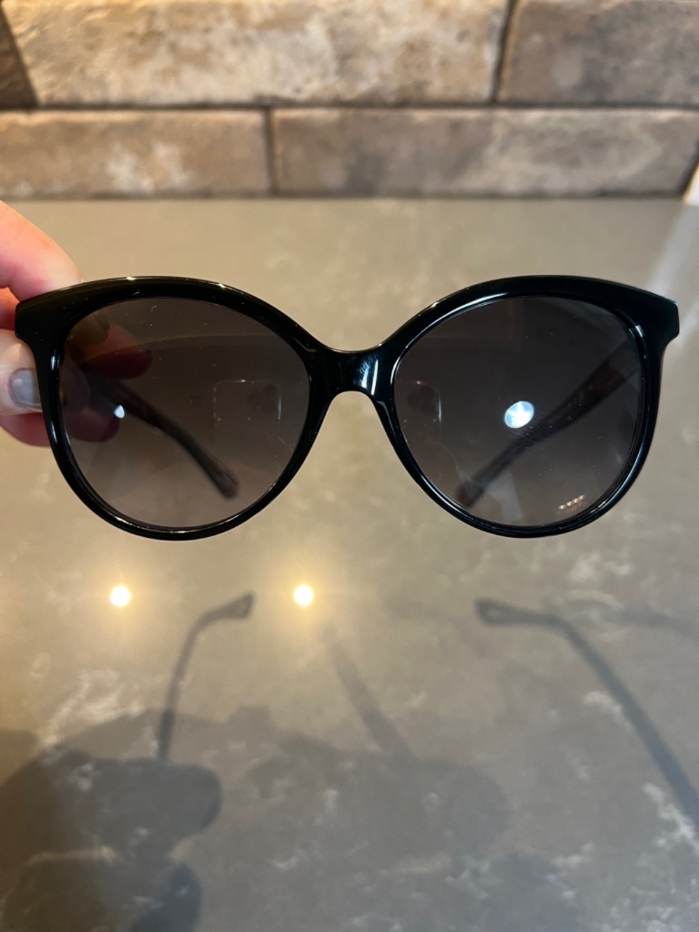 Kate Spade Kingsley Black Cat-Eye Sunglasses with Pink Case and Cloth - Picture 8 of 8
